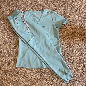 Figs XS high waisted scrub pants.